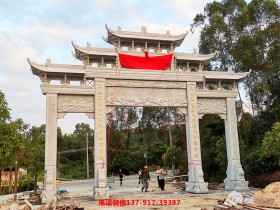 传统进村牌坊雕刻艺术价值是什么呢?