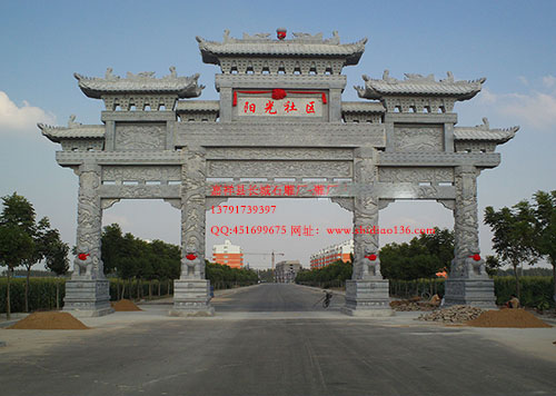 古建筑群中石牌坊的价格是多少