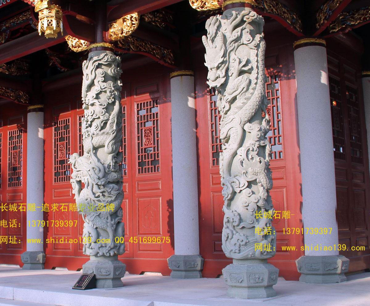 龙柱雕刻，盘龙柱