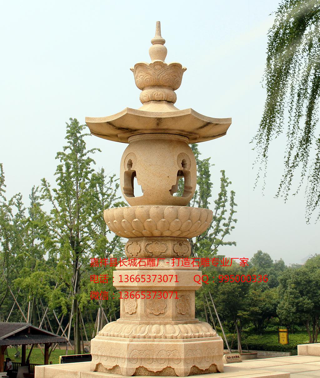 石雕佛塔，寺院佛塔，石塔