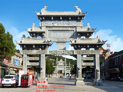 通过仿古石牌坊看古代牌坊的作用