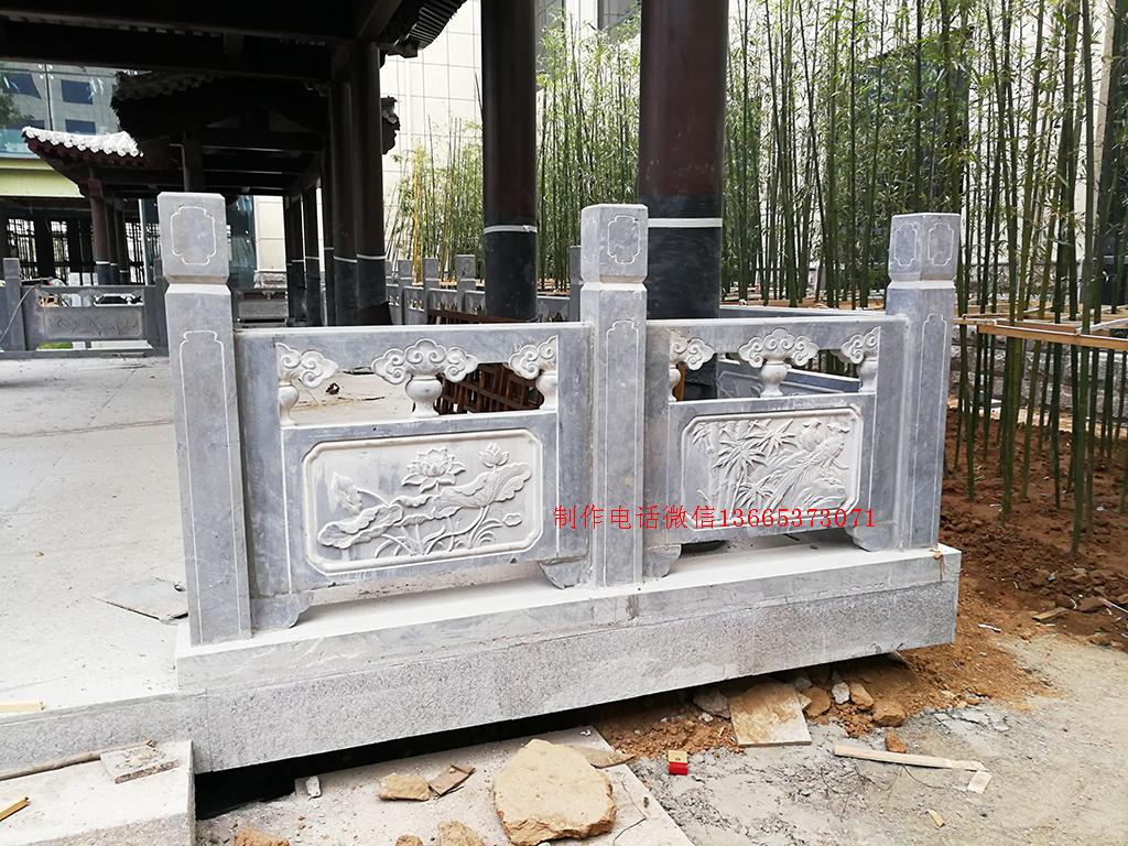 青石栏杆图片